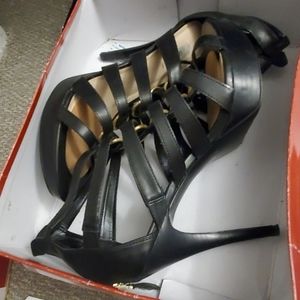Guess heels